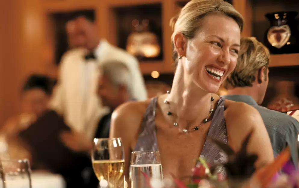 Paul Gauguin Cruises MS Paul Gauguin L'Etoile Lifestyle 1 ©Paul Gauguin Cruises.jpg